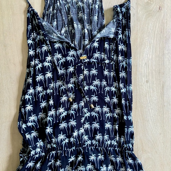 Beach Bunny Cover Up - Picture 5 of 8